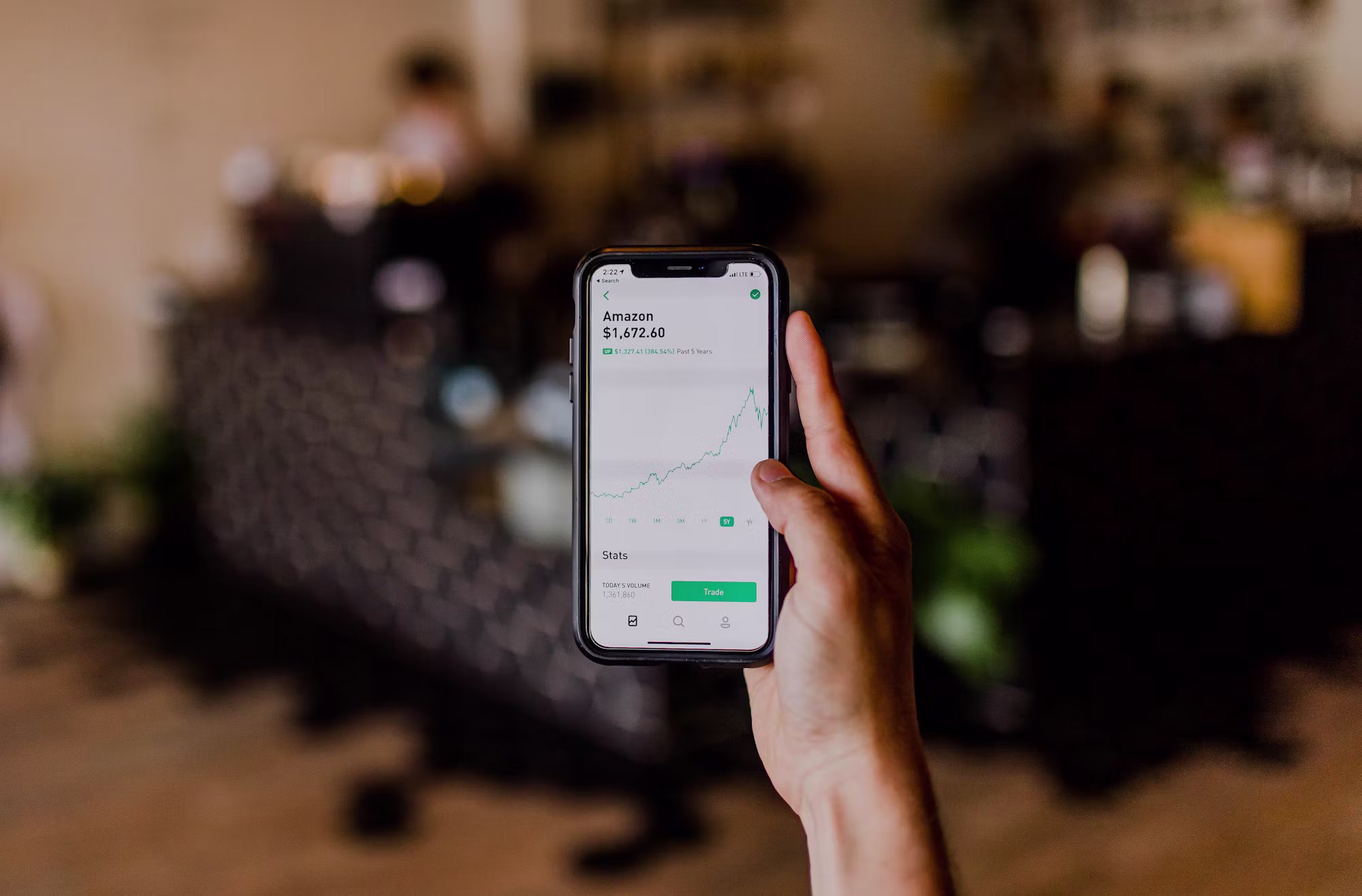 How Cryptocurrencies Are Shaping the Future of E-Commerce and Online Payments
